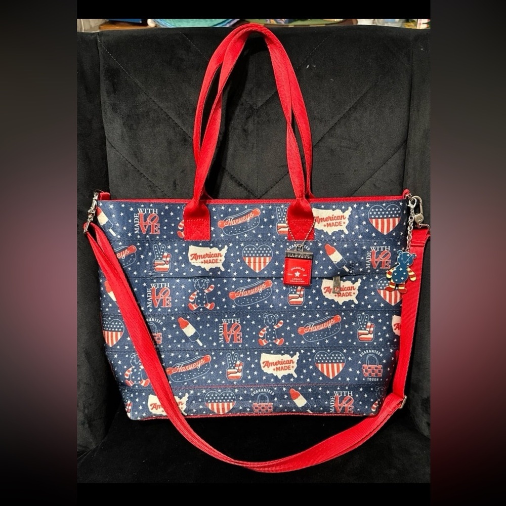 Harveys seatbelt American Made MSL Medium Streamline Tote